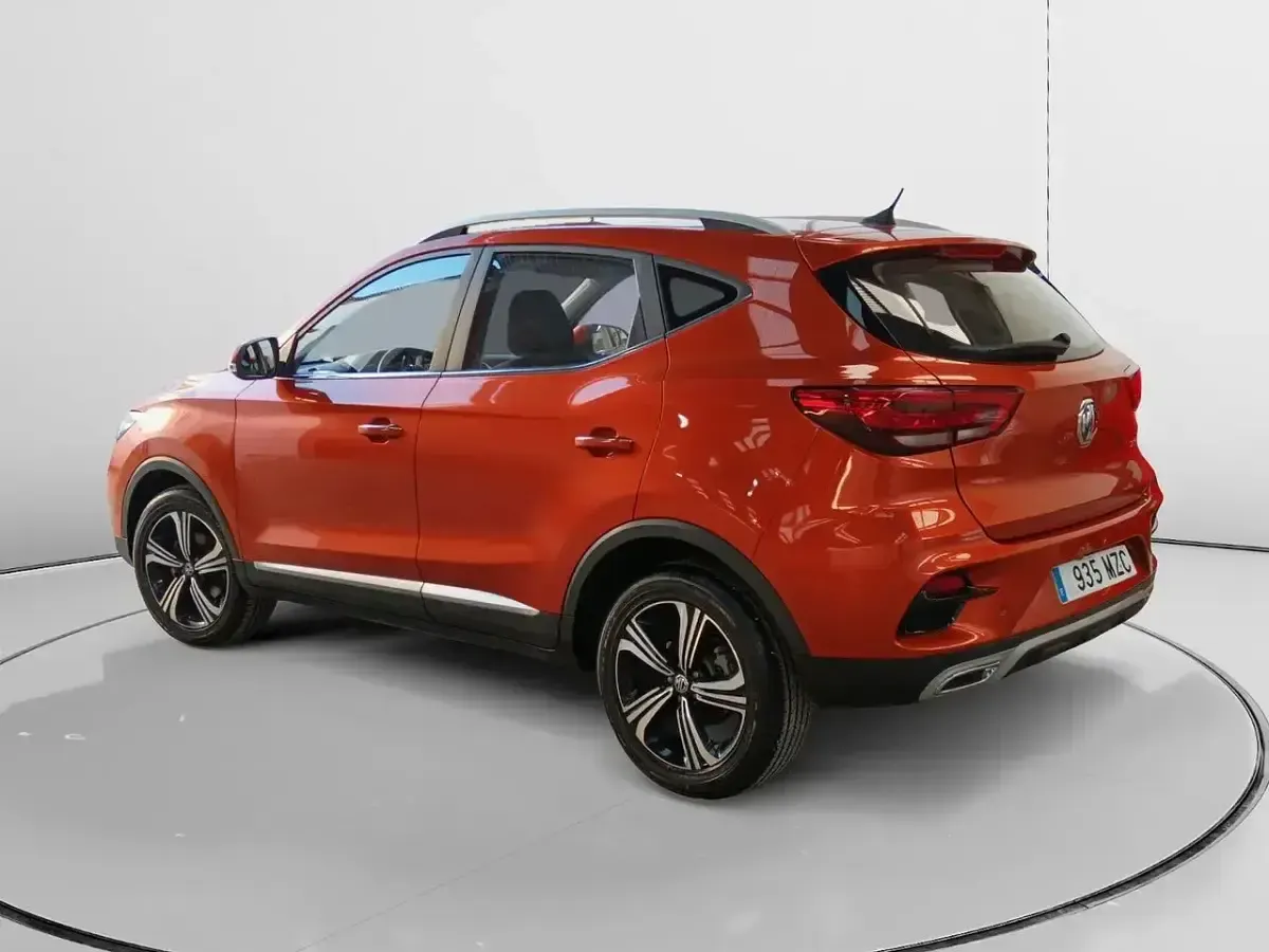 Usado MG ZS Comfort 106 CV (77 kW) 2025 Naranja SUV