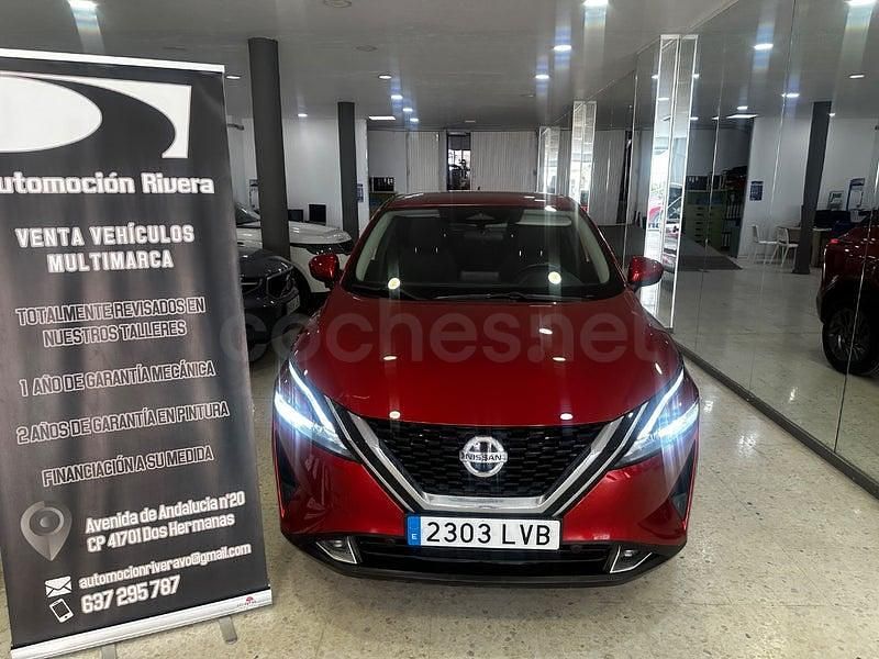 Usado Nissan Qashqai Acenta 140 CV (102 kW) 2021 Granate SUV