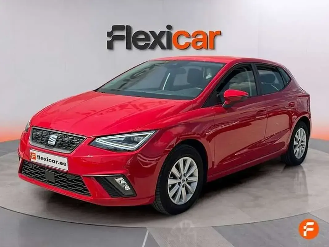 Usado Seat Ibiza Style 80 CV (58 kW) 2023 Rojo Utilitario