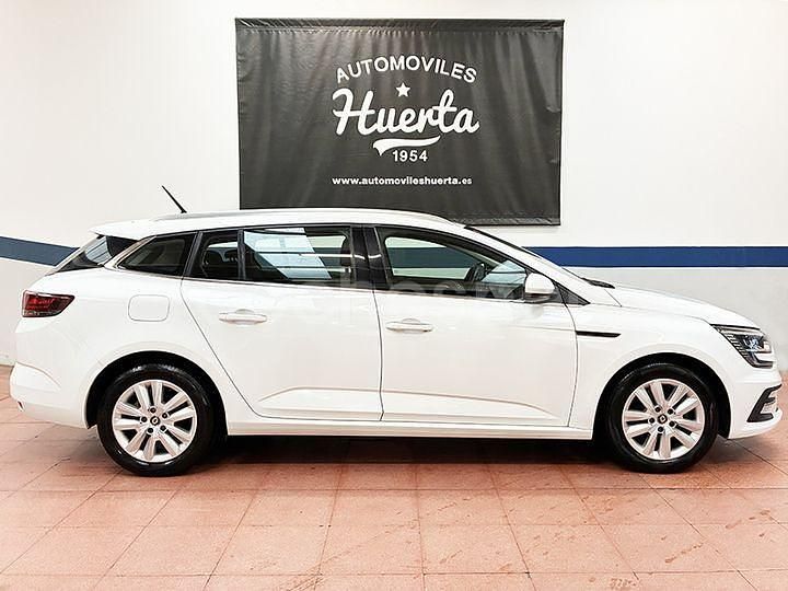 Usado Renault Mégane GrandTour Business 115 CV (84 kW) 2021 Blanco Familiar
