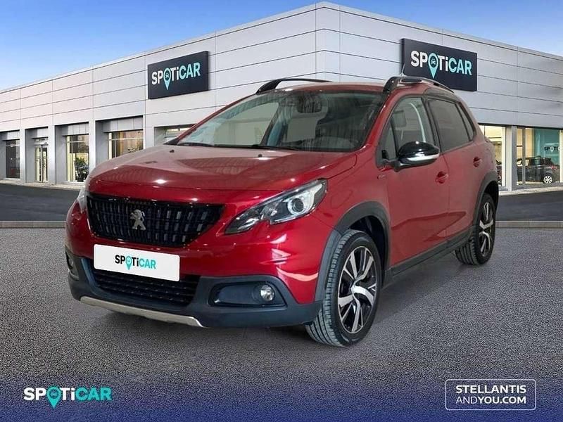 Usado Peugeot 2008 GT-line 110 CV (80 kW) 2019 Rojo SUV