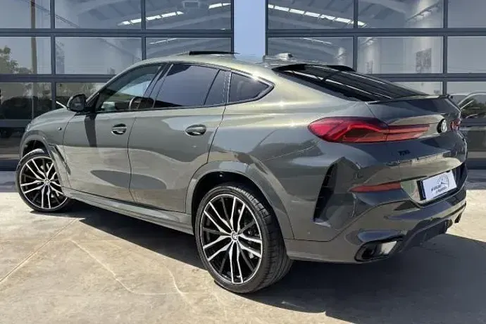 Usado BMW X6 M Sport 352 CV (258 kW) 2025 SUV