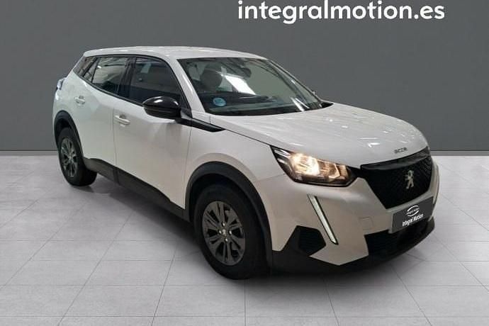 Usado Peugeot 2008 Active 110 CV (80 kW) 2022 SUV