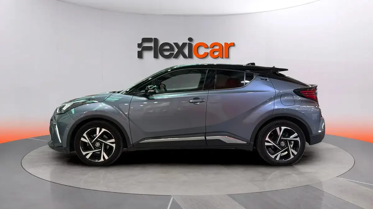 Usado Toyota C-HR Active 122 CV (89 kW) 2022 Gris SUV