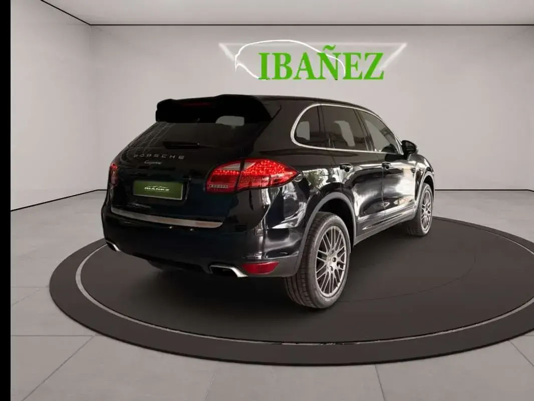 Usado Porsche Cayenne 241 CV (177 kW) 2011 Negro SUV