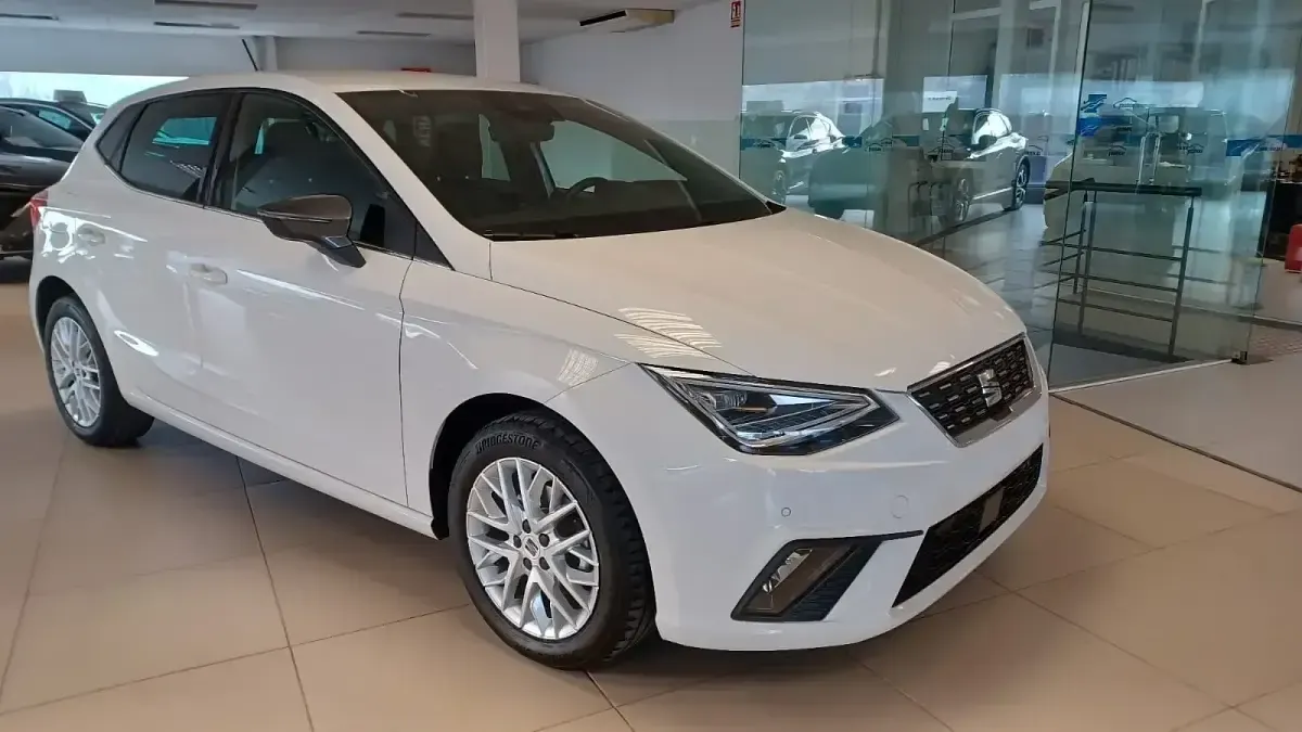 Usado Seat Ibiza Style 115 CV (84 kW) 2025 Otro Utilitario