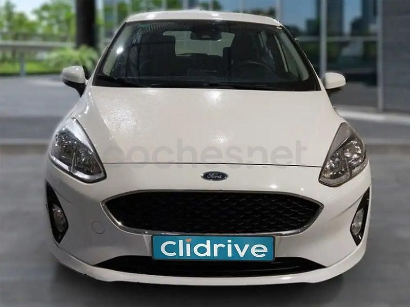 Usado Ford Fiesta Trend 100 CV (73 kW) 2019 Blanco Utilitario