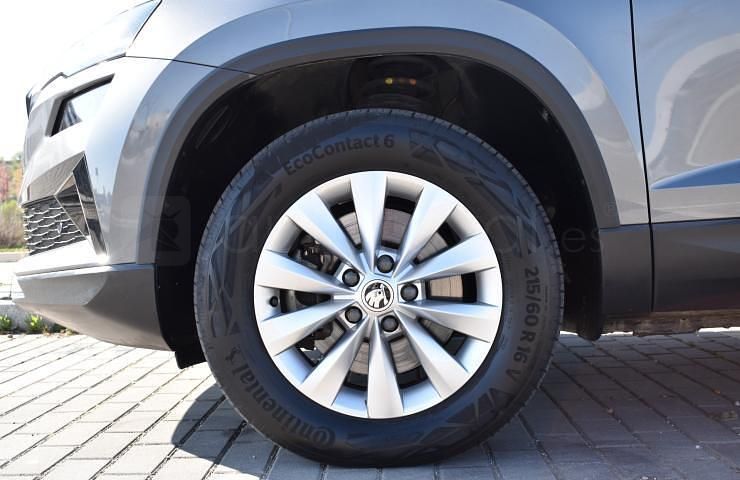 Usado Skoda Karoq Ambition 150 CV (110 kW) 2018 Negro SUV