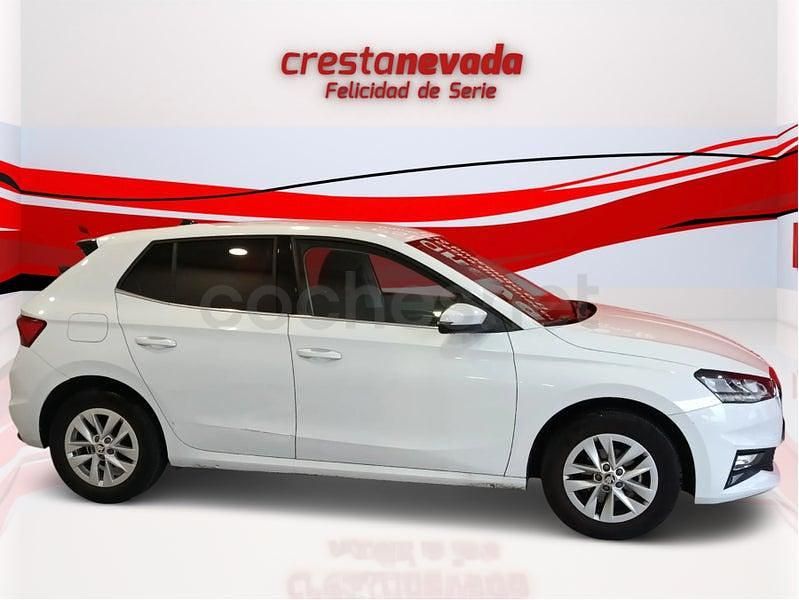 Usado Skoda Fabia Essence 80 CV (58 kW) 2024 Blanco Utilitario