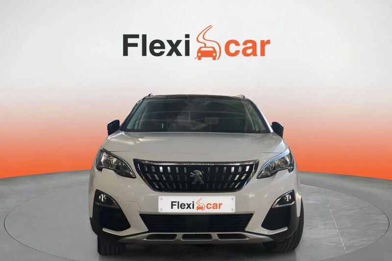 Usado Peugeot 5008 Active 131 CV (96 kW) 2021 Blanco Monovolumen