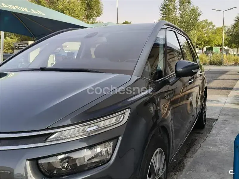 Usado Citroën C4 Picasso Shine 150 CV (110 kW) 2016 Gris / plata Monovolumen