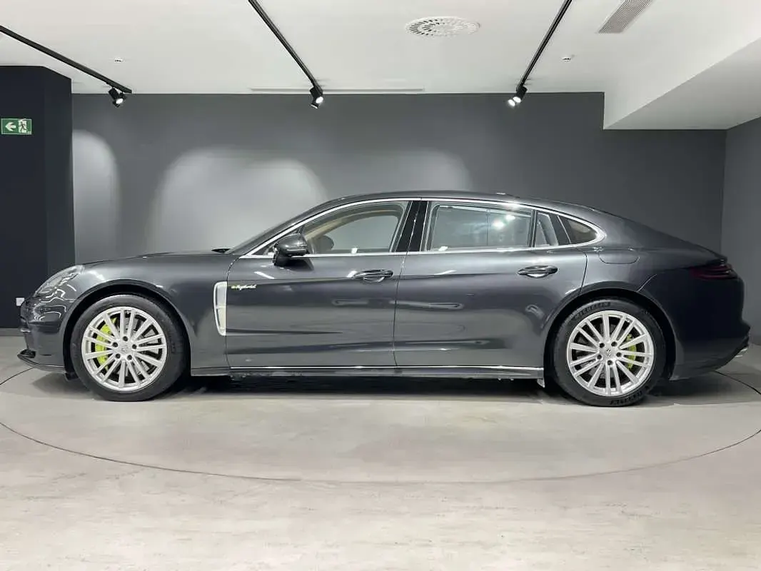 Usado Porsche Panamera 4 Executive 462 CV (339 kW) 2017 Gris Utilitario