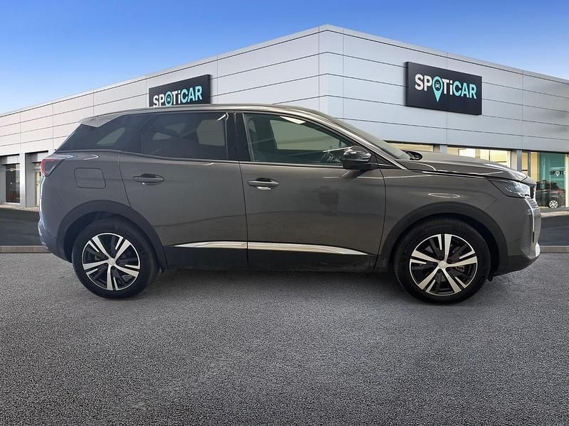 Usado Peugeot 3008 Allure 180 CV (132 kW) 2024 Gris SUV