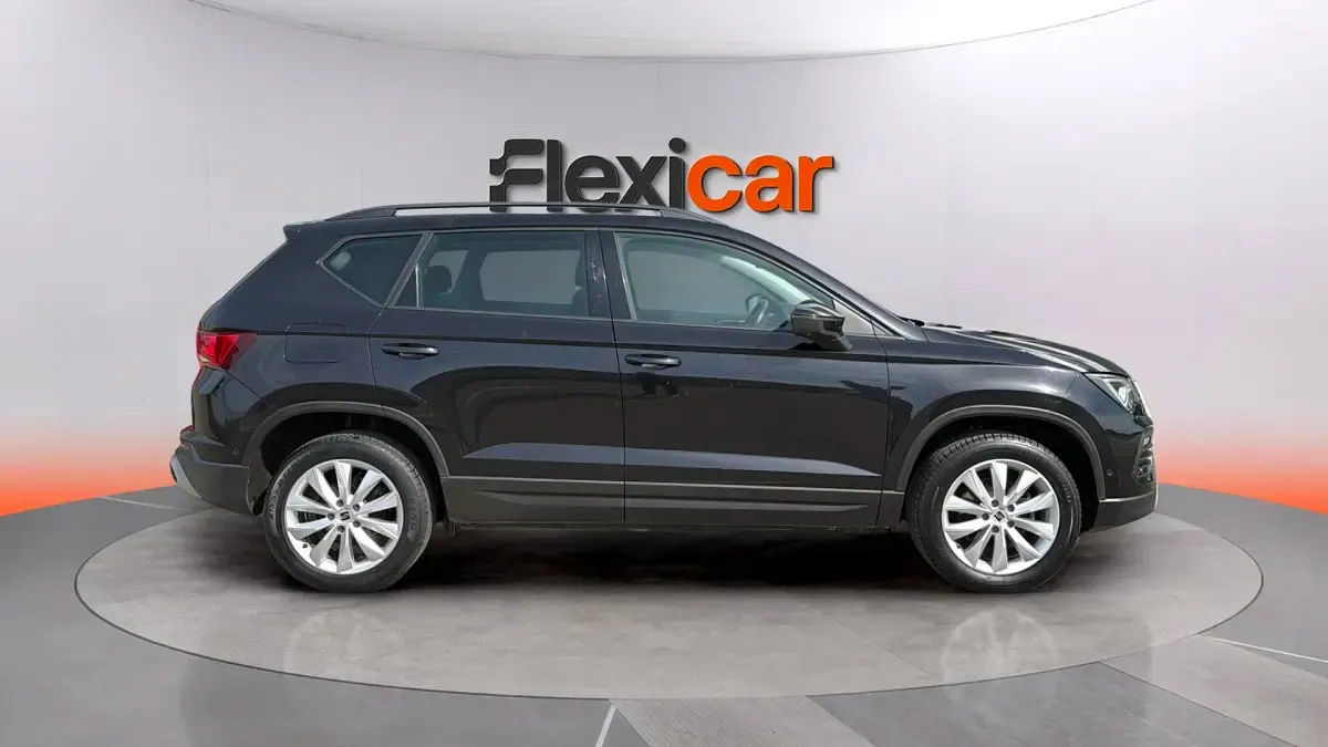 Usado Seat Ateca Style 150 CV (110 kW) 2022 Negro SUV