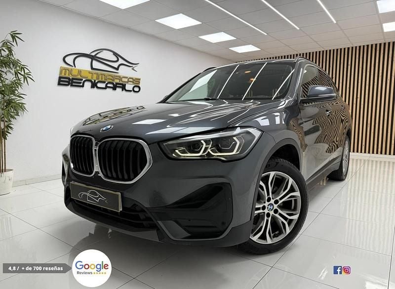 Usado BMW X1 Advantage 136 CV (100 kW) 2021 Gris SUV