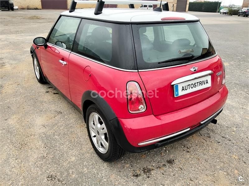 Usado Mini Cooper 120 CV (88 kW) 2005 Rojo Utilitario