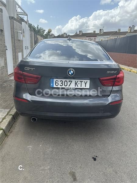 Usado BMW 318 150 CV (110 kW) 2019 Gris / plata Berlina