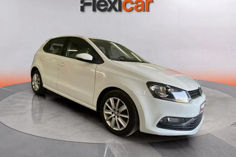 Blanco Usado 2017 VW Polo Advance Berlina | 10.190 € (Precio justo) - Imagen 1/4