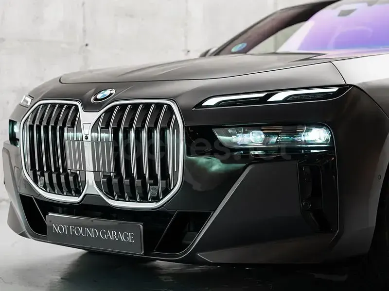 Usado BMW 740 Comfort Edition 299 CV (219 kW) 2025 Negro Berlina