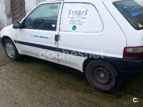 Usado Citroën Saxo 58 CV (42 kW) 2000 Blanco Utilitario