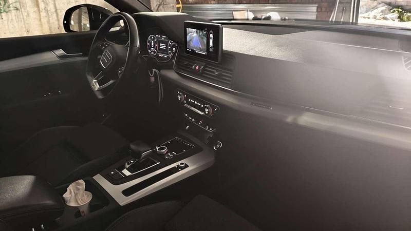 Usado Audi Q5 190 CV (139 kW) 2020 Gris SUV