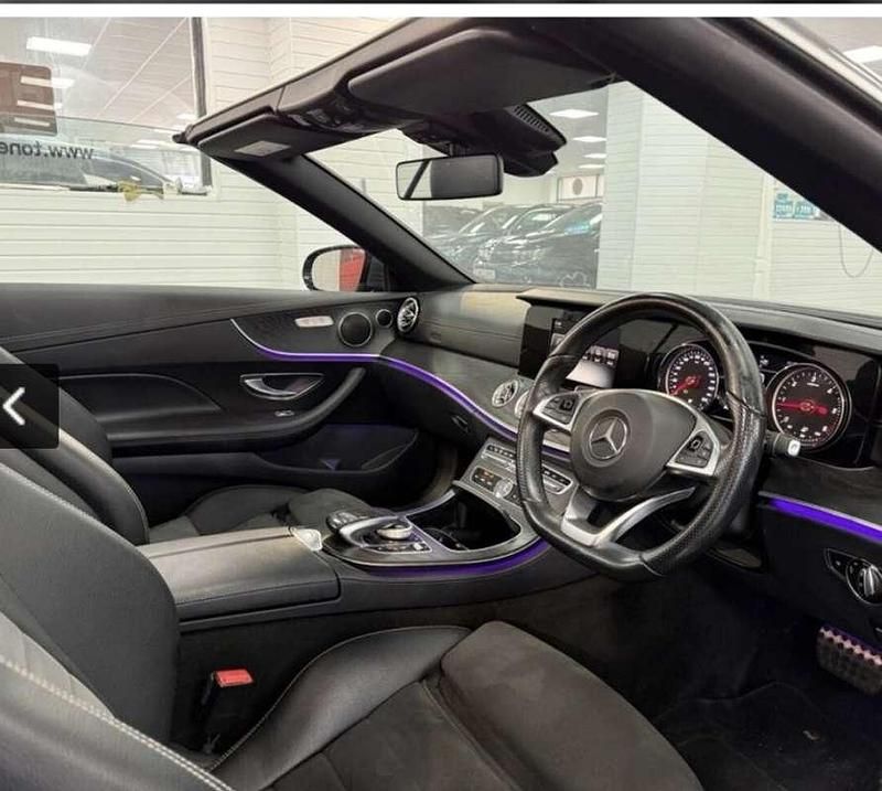 Usado Mercedes E220 194 CV (142 kW) 2018 Negro Descapotable