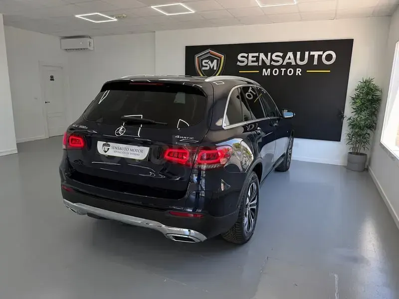 Usado Mercedes GLC300e 306 CV (225 kW) 2021 Azul SUV