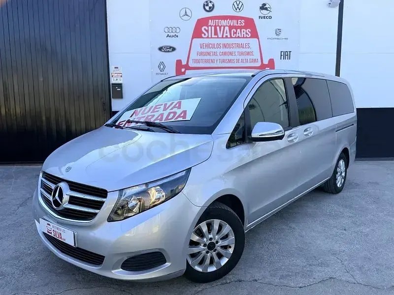 Usado Mercedes V220 Avantgarde 163 CV (119 kW) 2018 Gris / plata Monovolumen