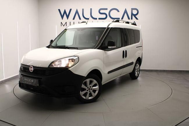 Usado Fiat Doblò Active 90 CV (66 kW) 2015 Blanco Monovolumen