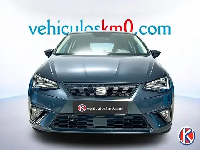 Usado Seat Ibiza Style 115 CV (84 kW) 2024 Gris Utilitario