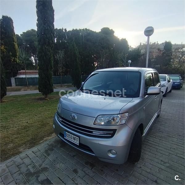 Gris / plata Usado 2010 Daihatsu Sirion HIRO Utilitario | 4500 € - Imagen 1/4