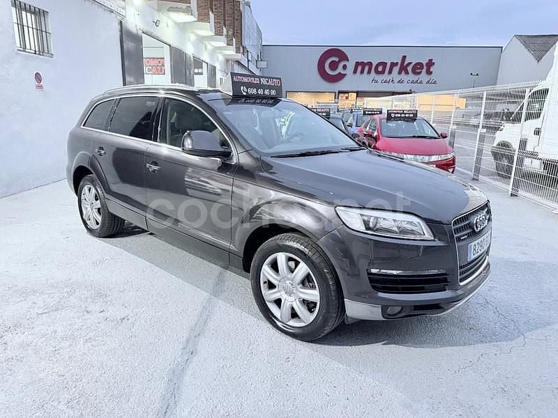Violeta / lila Usado 2009 Audi Q7 SUV | 9900 € (Buen precio) - Imagen 1/4