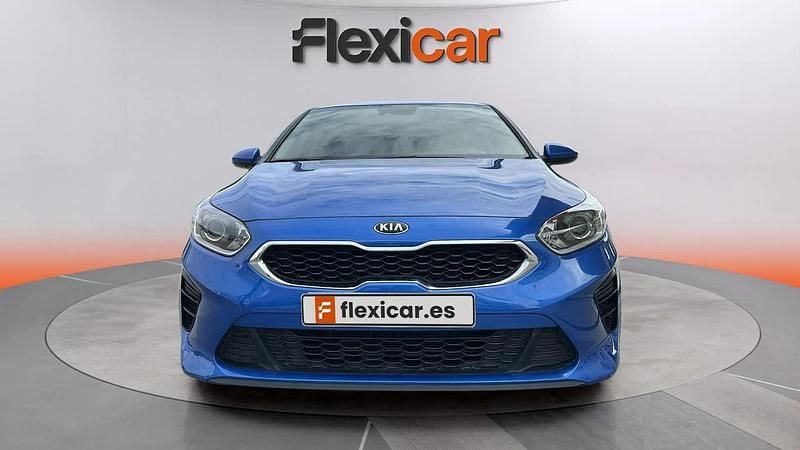 Begagnad Kia Ceed Plus 101 HK (74 kW) 2018 Blå Halvkombi