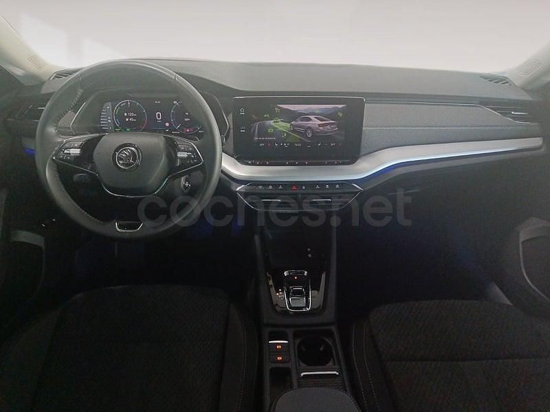 Usado Skoda Octavia Style 204 CV (150 kW) 2020 Gris Berlina