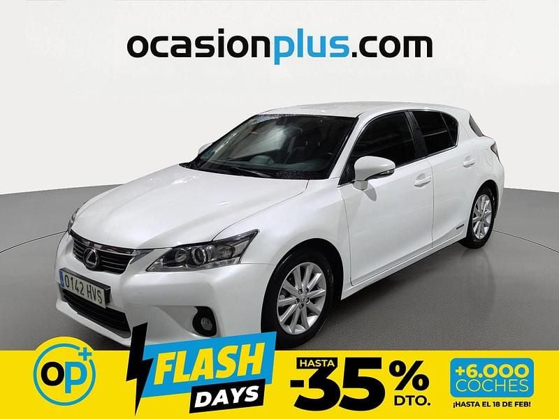 Usado Lexus CT200h 136 CV (100 kW) 2014 Blanco Utilitario