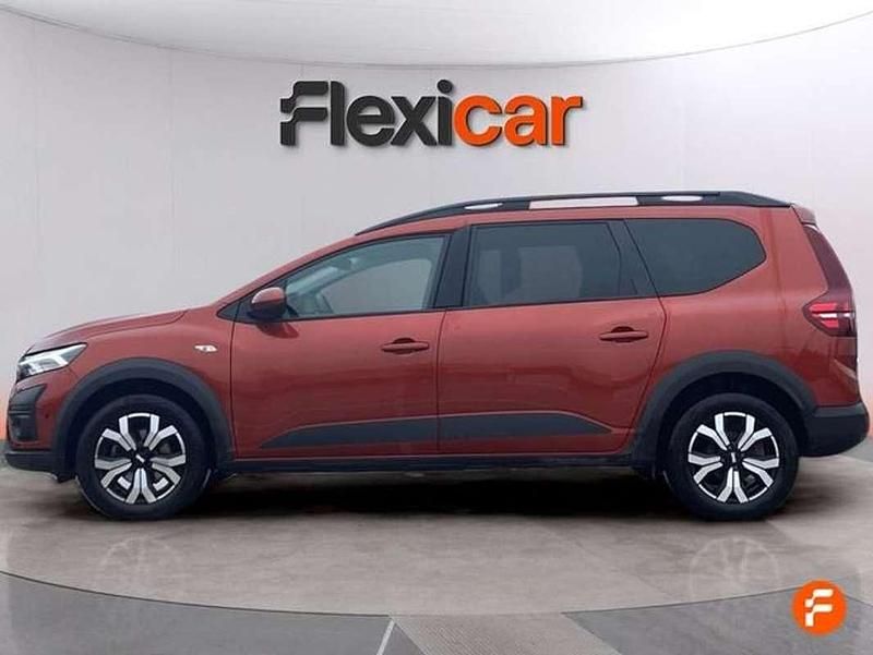 Usado Dacia Jogger Expression 110 CV (80 kW) 2024 Rojo Monovolumen