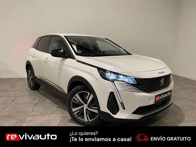 Usado Peugeot 3008 Allure 131 CV (96 kW) 2022 Blanco SUV