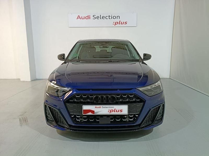 Usado Audi A1 Sportback Black Edition 116 CV (85 kW) 2025 Azul Utilitario