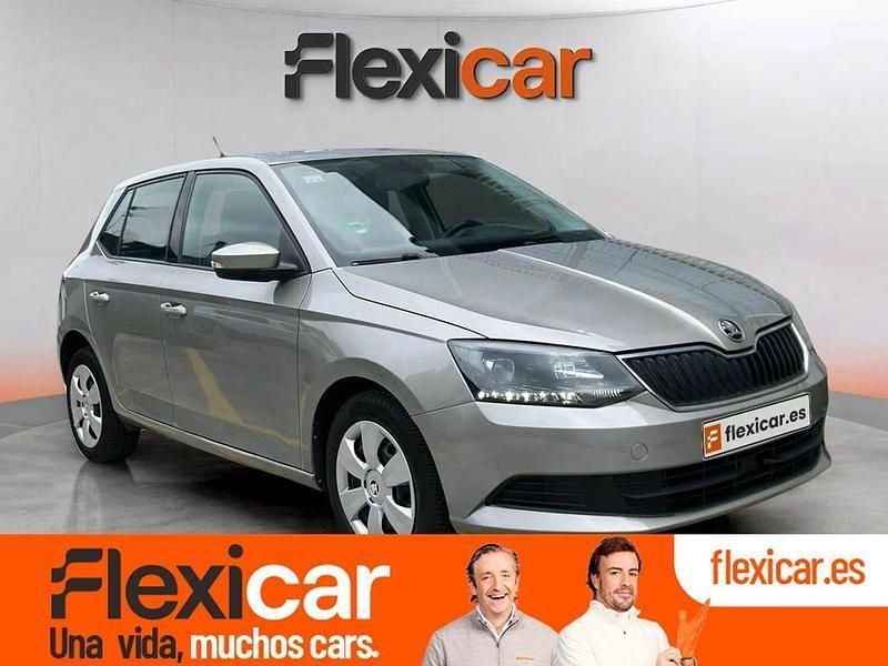 Usado Skoda Fabia Active 75 CV (55 kW) 2015 Gris / plata Utilitario