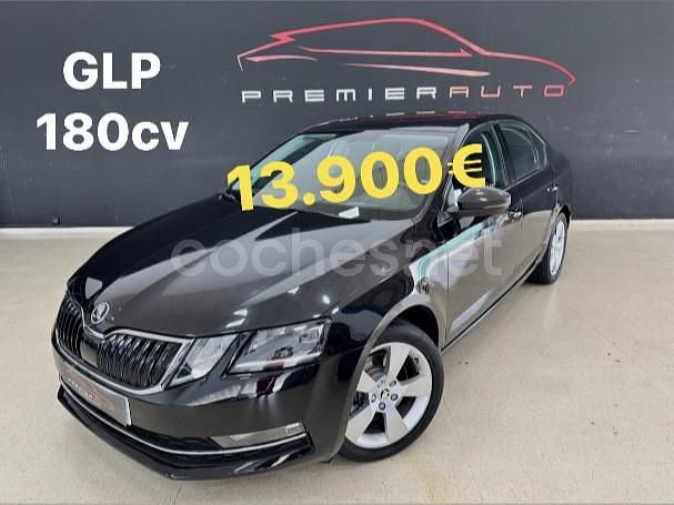 Negro Usado 2017 Skoda Octavia Style Berlina | 13.900 € (Precio justo) - Imagen 1/4