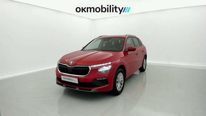 Rojo Usado 2024 Skoda Kamiq Selection SUV | 16.641 € (Buen precio) - Imagen 1/4