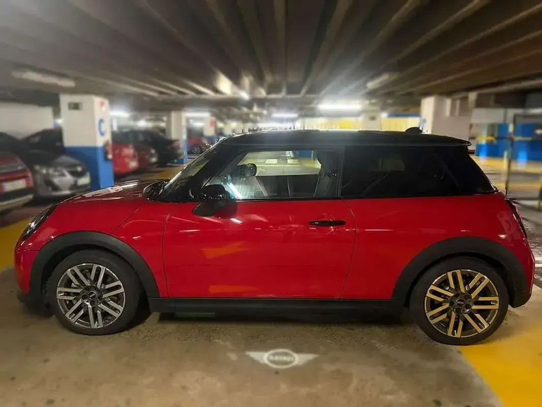 Usado Mini Cooper 156 CV (114 kW) 2024 Rojo Utilitario