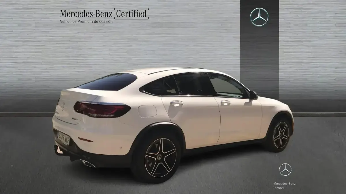 Usado Mercedes GLC220 AMG 194 CV (142 kW) 2022 Blanco SUV