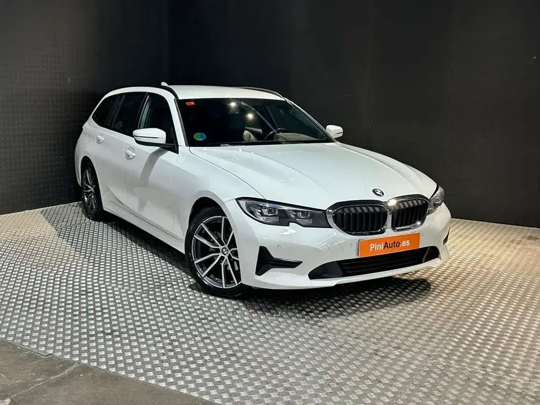 Usado BMW 320 189 CV (139 kW) 2021 Blanco Familiar