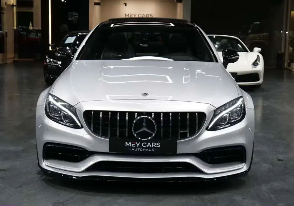 Usado Mercedes C63 AMG AMG 476 CV (350 kW) 2016 Plateado Descapotable