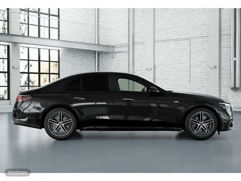 Usado Mercedes E300 312 CV (229 kW) 2025 Negro Berlina