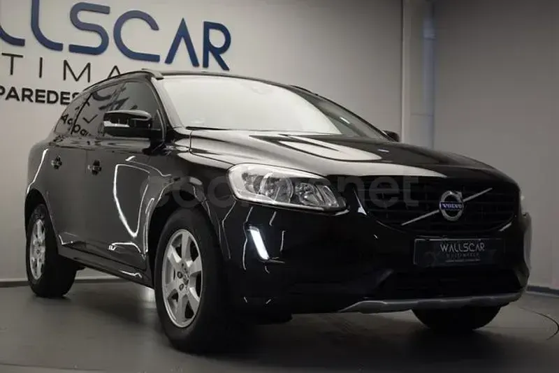 Usado Volvo XC60 Kinetic 150 CV (110 kW) 2017 Negro SUV