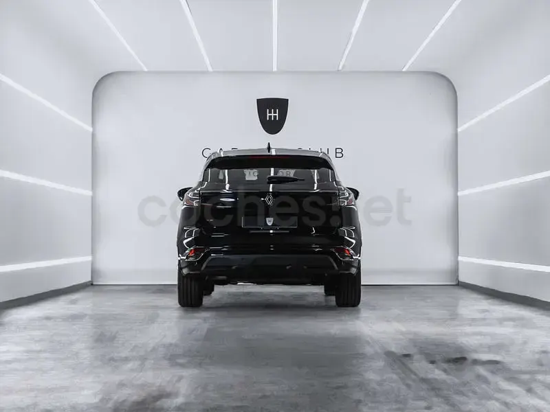 Usado Renault Austral Iconic 200 CV (147 kW) 2023 Negro SUV