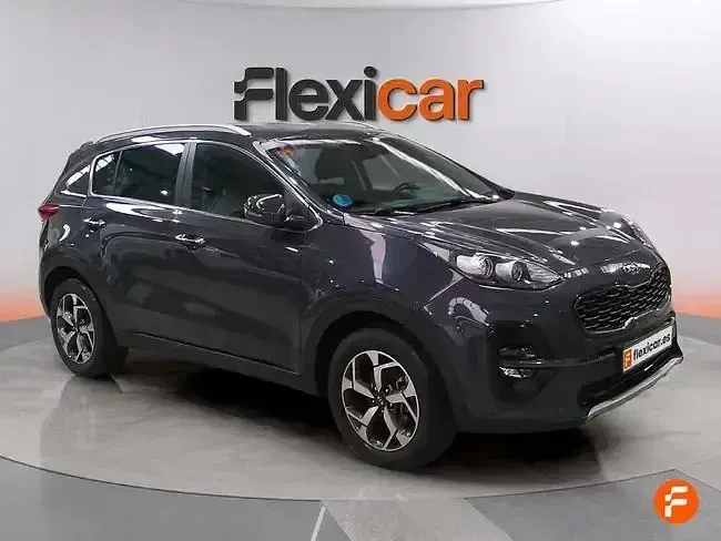 Usado Kia Sportage 115 CV (84 kW) 2021 Gris SUV