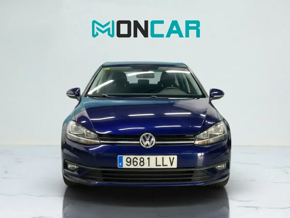 Usado VW Golf VIII 110 CV (80 kW) 2020 Azul Familiar